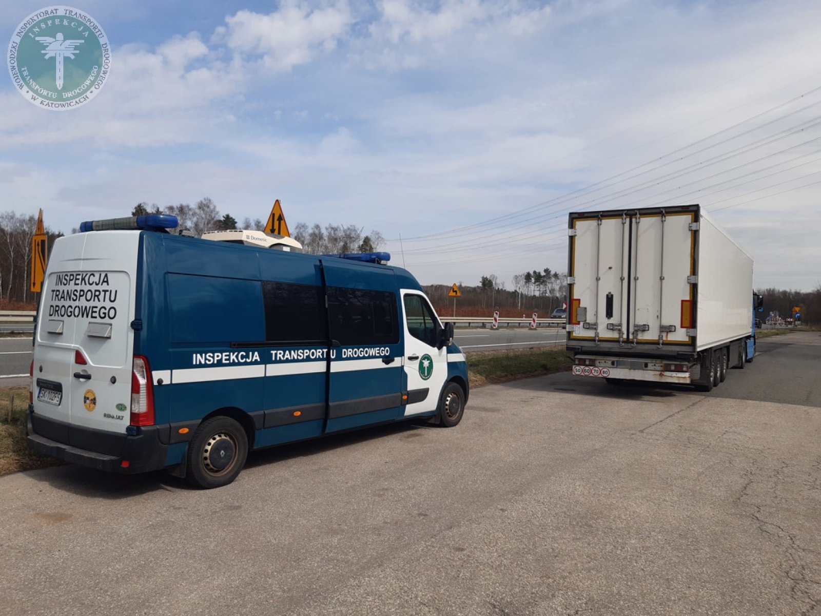 Zdjęcie w galerii na portalu naszwodzislaw.com: Zatrzymane prawa jazdy konsekwencją manipulacji zapisami tachografu wiadomości z regionu