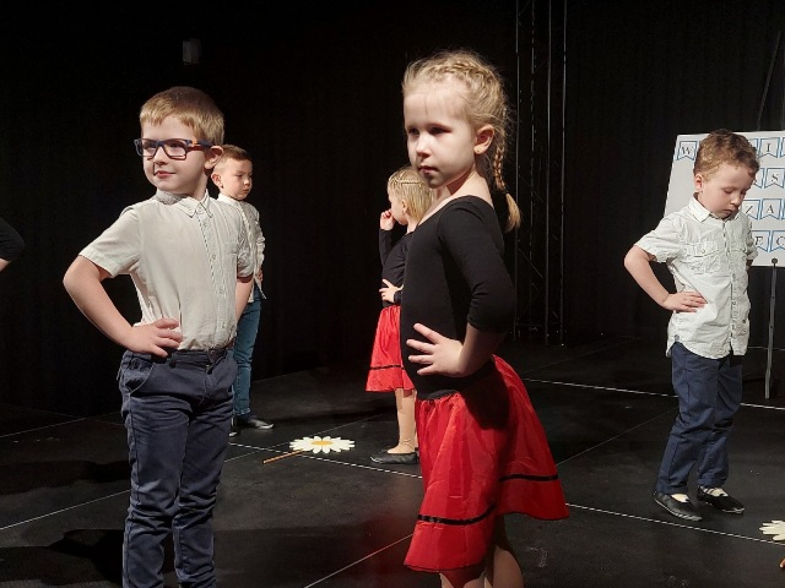 Zdjęcie w galerii na portalu naszwodzislaw.com: Wodzisław Śląski oczami dziecka. Konkurs plastyczny rozstrzygnięty wiadomości z regionu