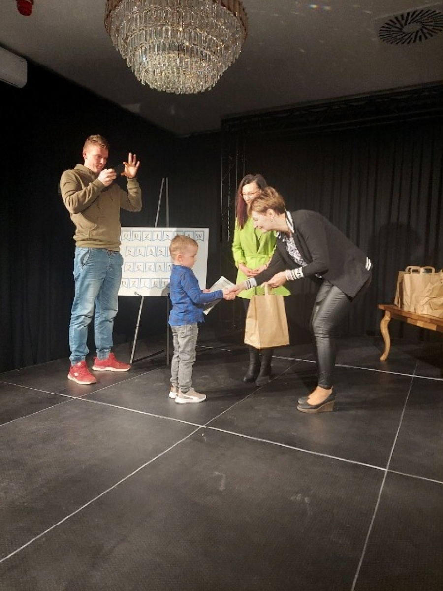 Zdjęcie w galerii na portalu naszwodzislaw.com: Wodzisław Śląski oczami dziecka. Konkurs plastyczny rozstrzygnięty wiadomości z regionu