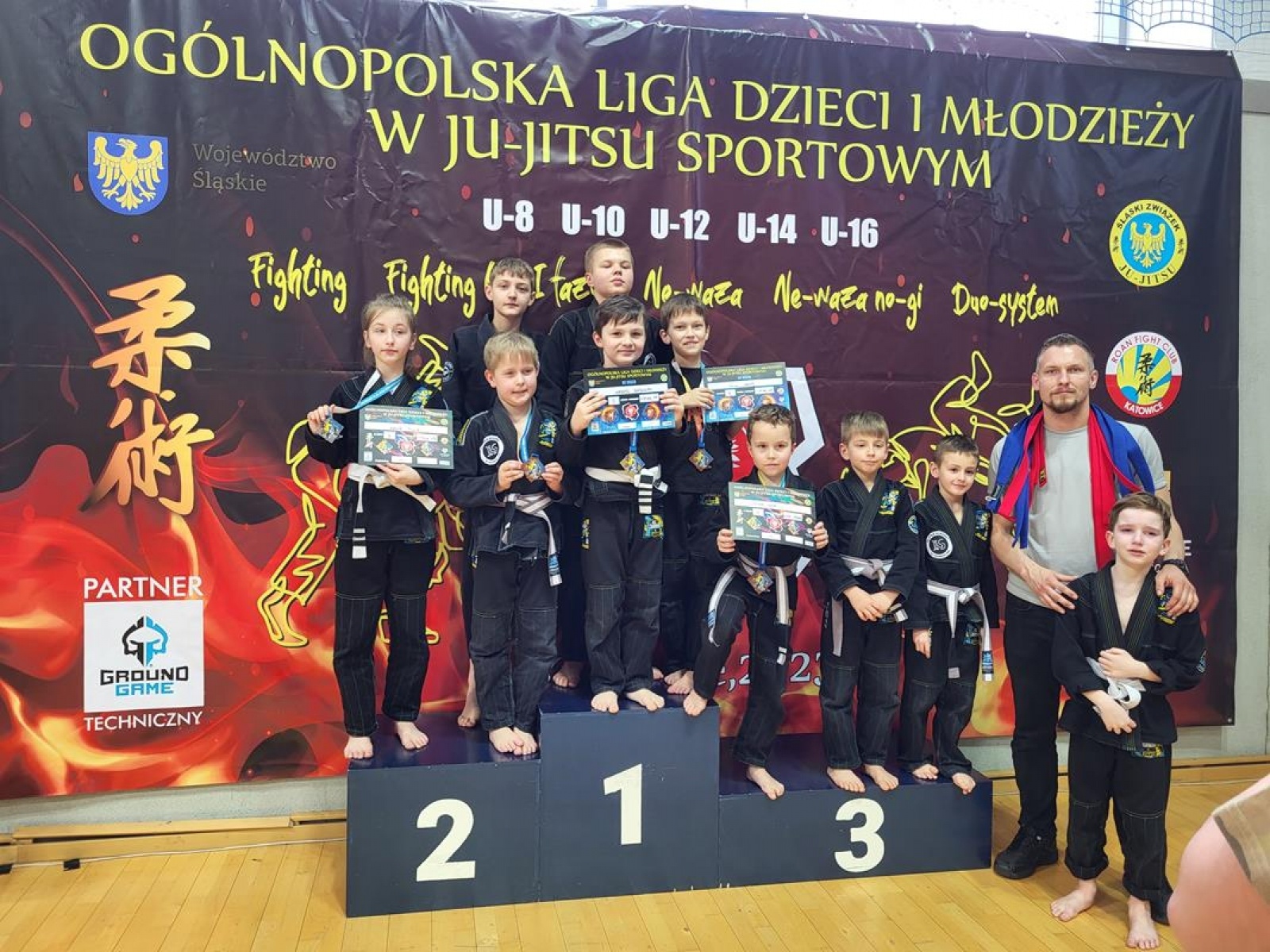 Zdjęcie w galerii na portalu naszwodzislaw.com: Zawodnicy KS Stein Academy z medalami ligi ju-jitsu wiadomości z regionu