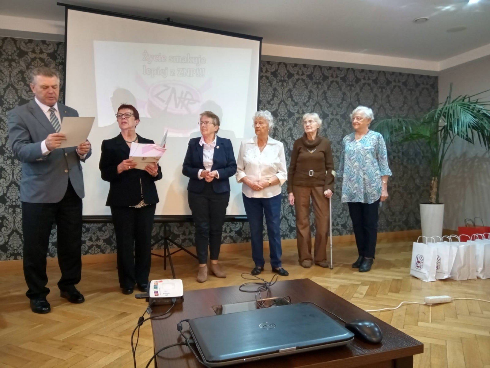 Zdjęcie w galerii na portalu naszwodzislaw.com: Spotkanie pokoleń w wodzisławskim ZNP wiadomości z regionu