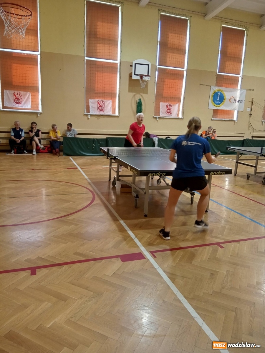 Zdjęcie w galerii na portalu naszwodzislaw.com: XXVII Wojewódzki Turniej Tenisa Stołowego Pracowników Oświaty wiadomości z regionu