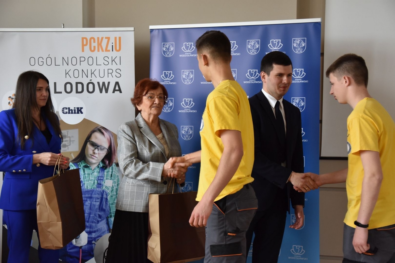Zdjęcie w galerii na portalu naszwodzislaw.com: Znamy laureatów tegorocznej Lodówy [FOTO] wiadomości z regionu