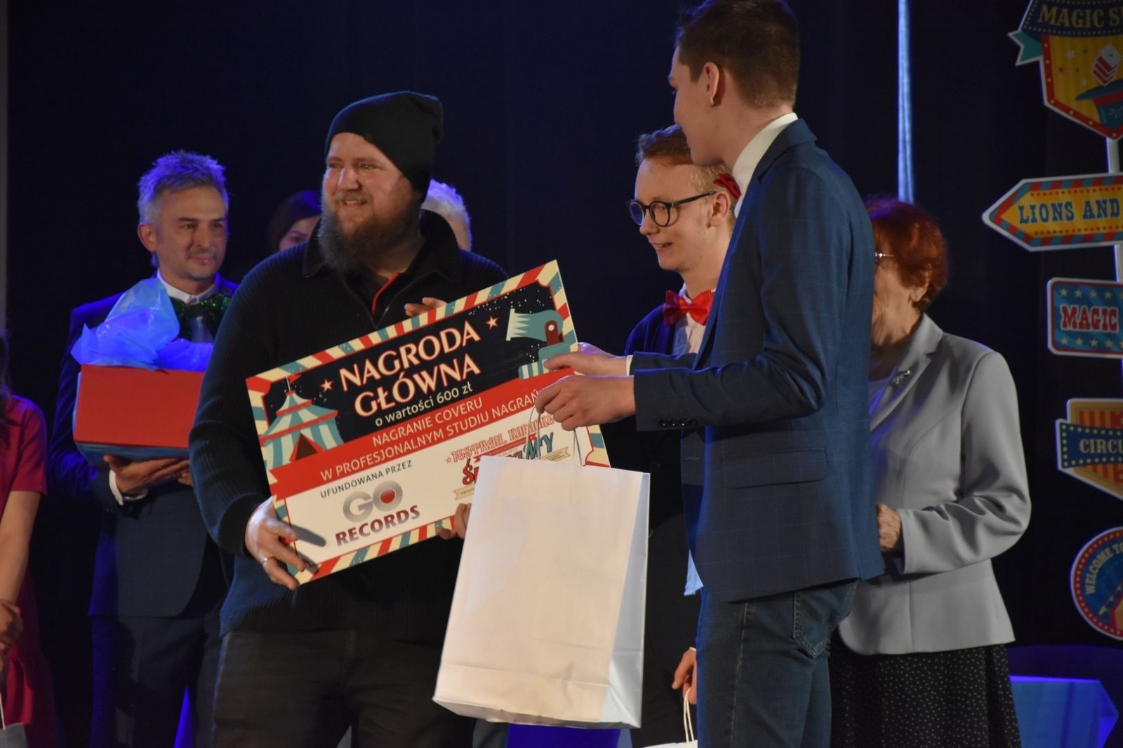 Zdjęcie w galerii na portalu naszwodzislaw.com: Za nami Festiwal Karaoke Osób z Niepełnosprawnościami ŚpiewaMY! wiadomości z regionu