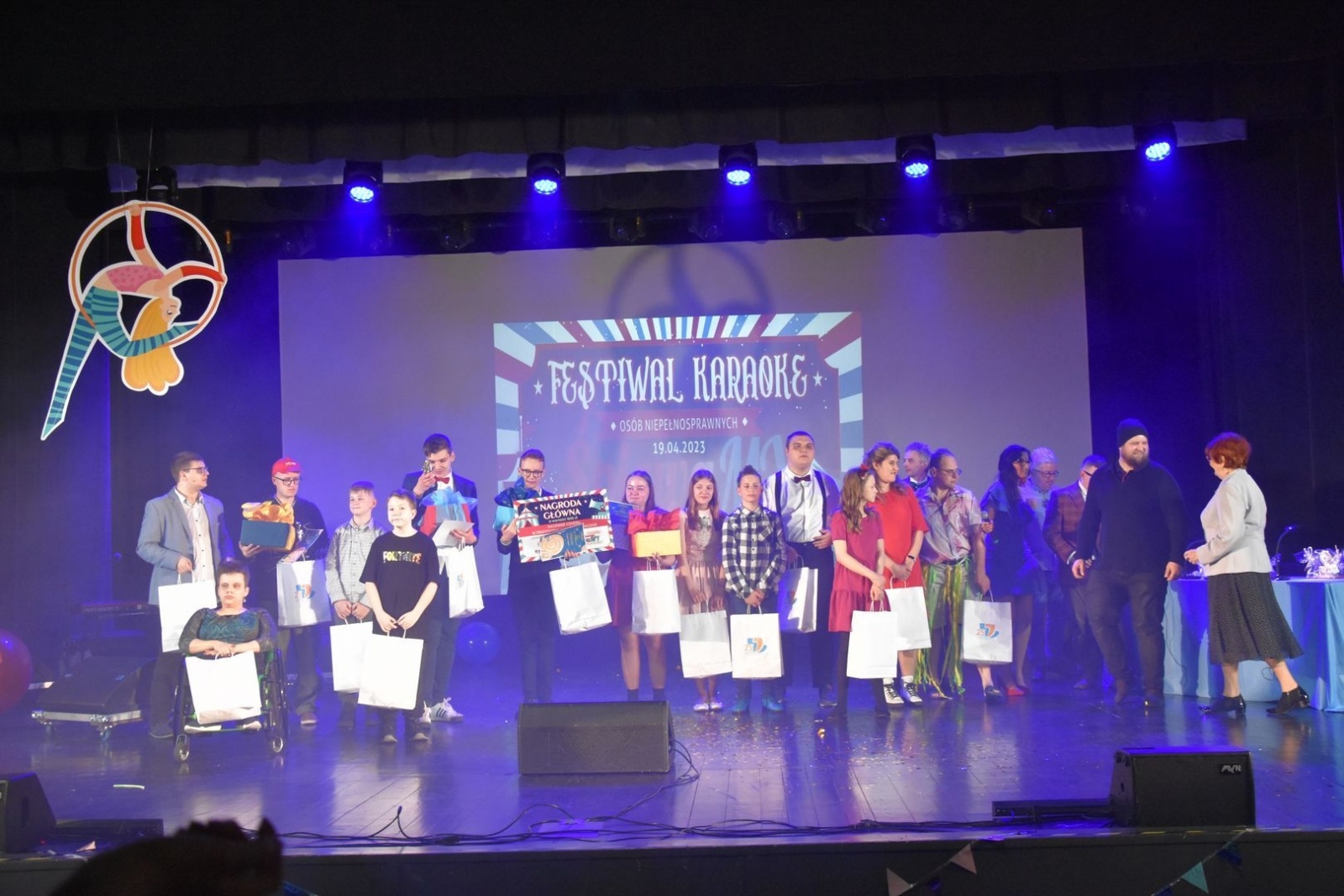 Zdjęcie w galerii na portalu naszwodzislaw.com: Za nami Festiwal Karaoke Osób z Niepełnosprawnościami ŚpiewaMY! wiadomości z regionu