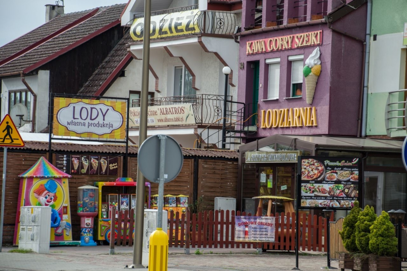 Zdjęcie w galerii na portalu naszwodzislaw.com: Na poboczu Polski - Pieszo wzdłuż granic kraju wiadomości z regionu