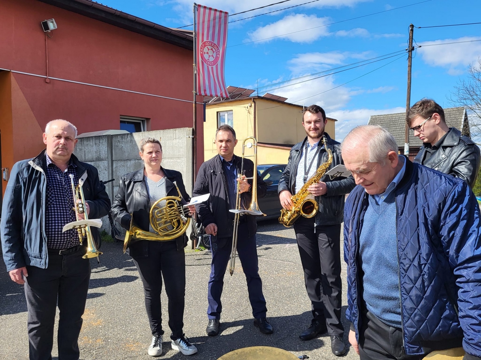 Zdjęcie w galerii na portalu naszwodzislaw.com: Godowskie Koło Turystyki Rowerowej obchodziło 15-lecie. Uczciło je rajdem wiadomości z regionu