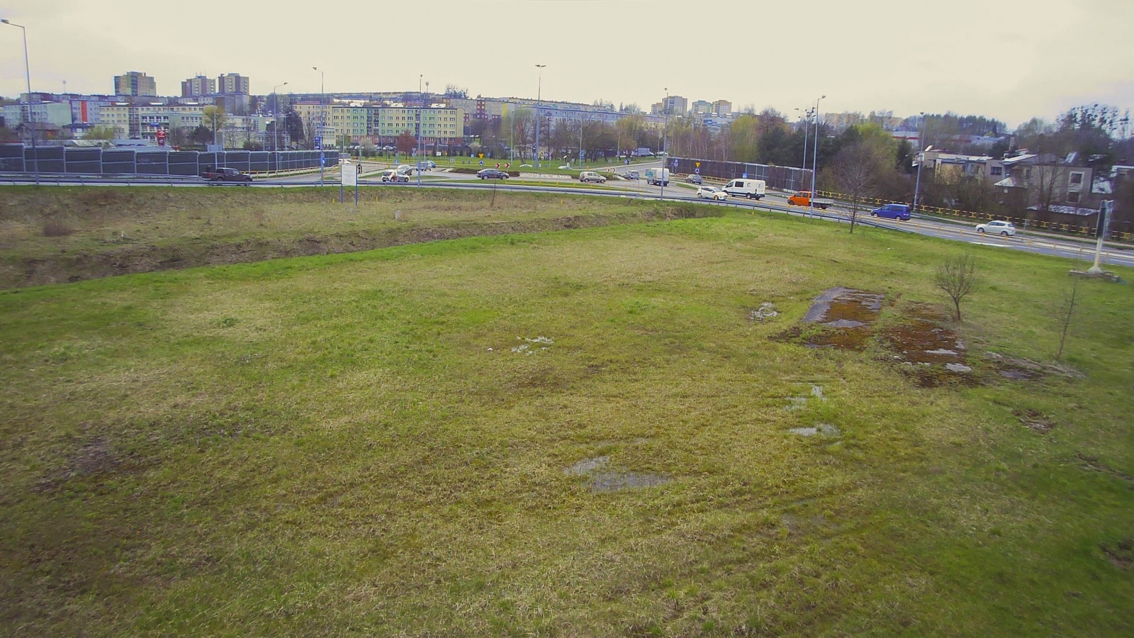 Zdjęcie w galerii na portalu naszwodzislaw.com: Wodzisław Śląski. Działka przy ul. Rybnickiej na sprzedaż wiadomości z regionu