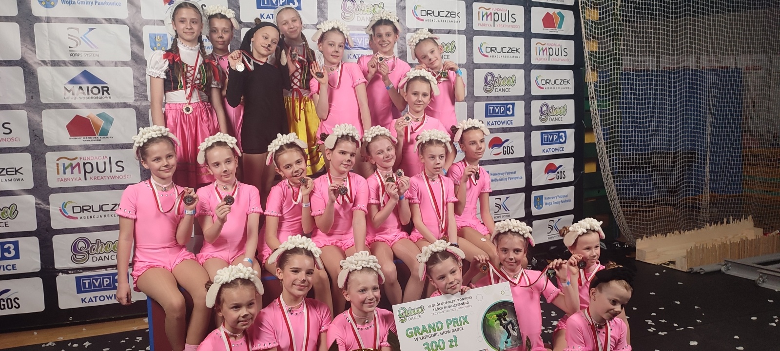 Zdjęcie w galerii na portalu naszwodzislaw.com: SPIN i Miraż z WCK nagrodzone na zawodach tanecznych w Pawłowicach wiadomości z regionu
