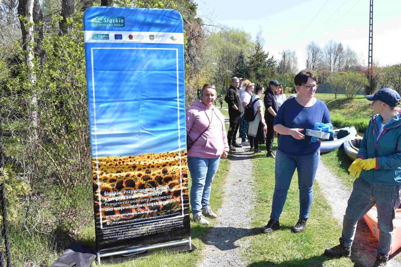 Zdjęcie w galerii na portalu naszwodzislaw.com: Szotkówka uprzątnięta z odpadów wiadomości z regionu