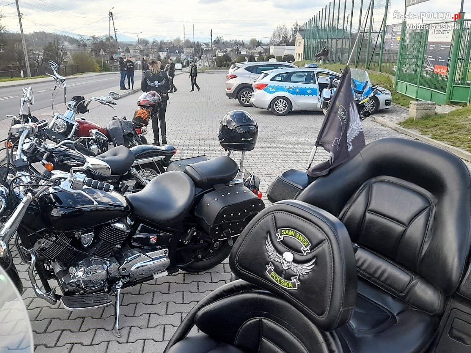 Zdjęcie w galerii na portalu naszwodzislaw.com: Sami Swoi i wodzisławska policja rozpoczęli sezon motocyklowy wiadomości z regionu