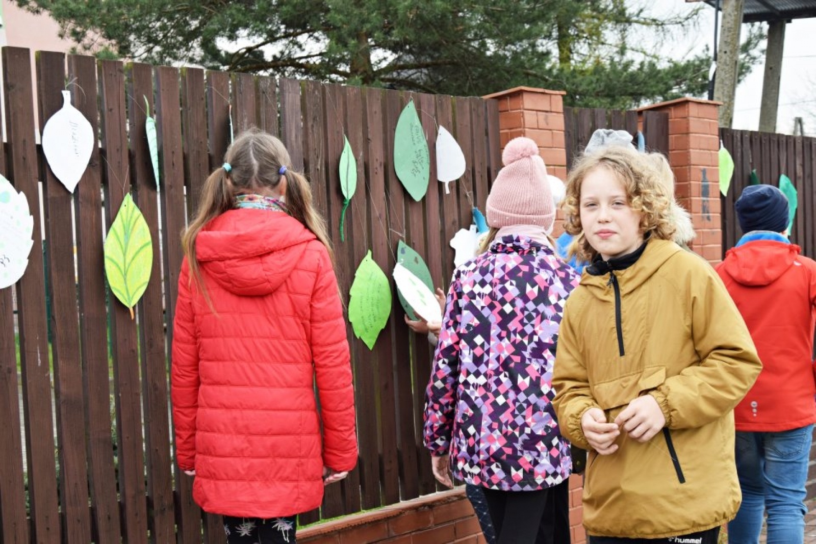 Zdjęcie w galerii na portalu naszwodzislaw.com: Rydułtowy. Nietypowe życzenia dla naszej planety [FOTO] wiadomości z regionu