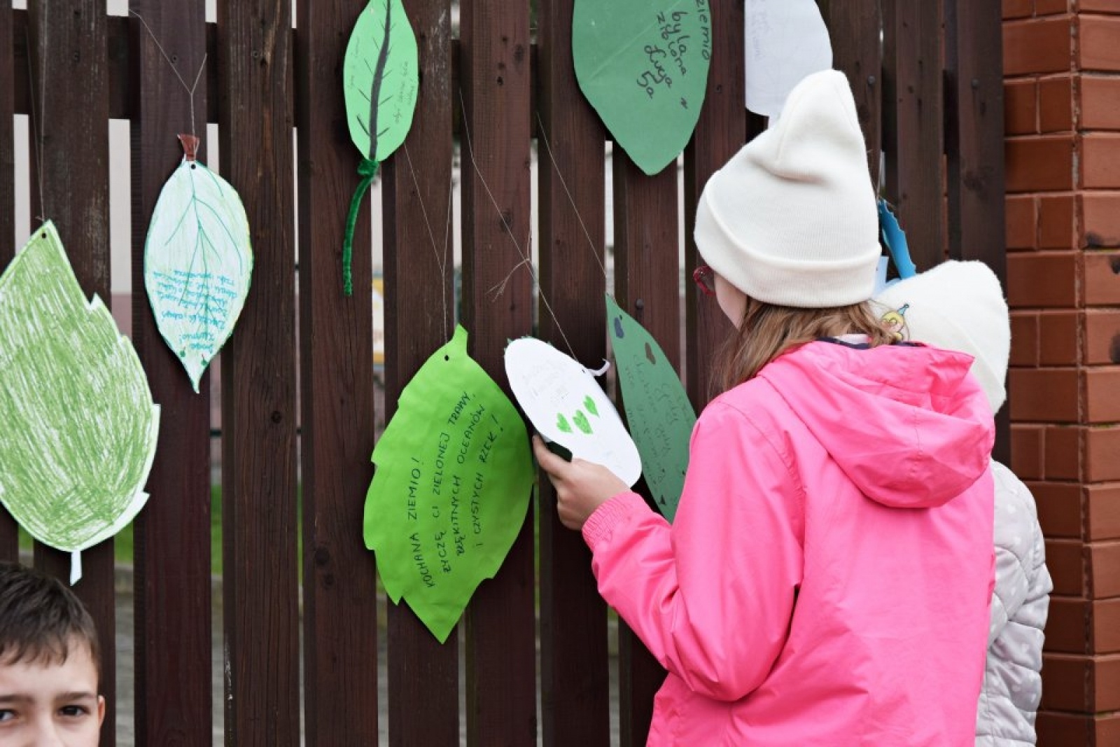 Zdjęcie w galerii na portalu naszwodzislaw.com: Rydułtowy. Nietypowe życzenia dla naszej planety [FOTO] wiadomości z regionu