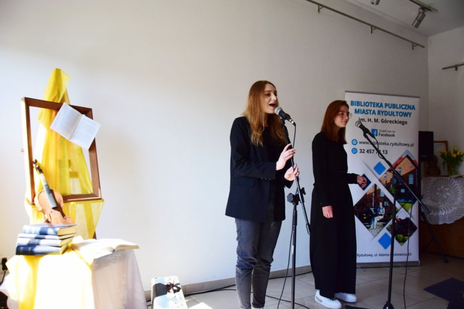 Zdjęcie w galerii na portalu naszwodzislaw.com: Rydułtowska książnica ma już 75 lat [FOTO] wiadomości z regionu