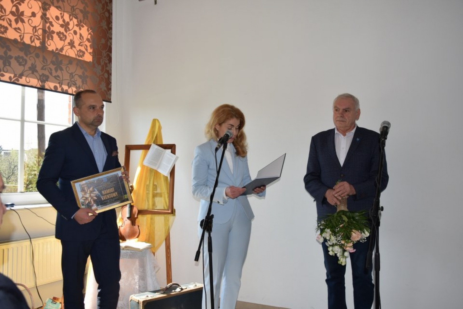 Zdjęcie w galerii na portalu naszwodzislaw.com: Rydułtowska książnica ma już 75 lat [FOTO] wiadomości z regionu