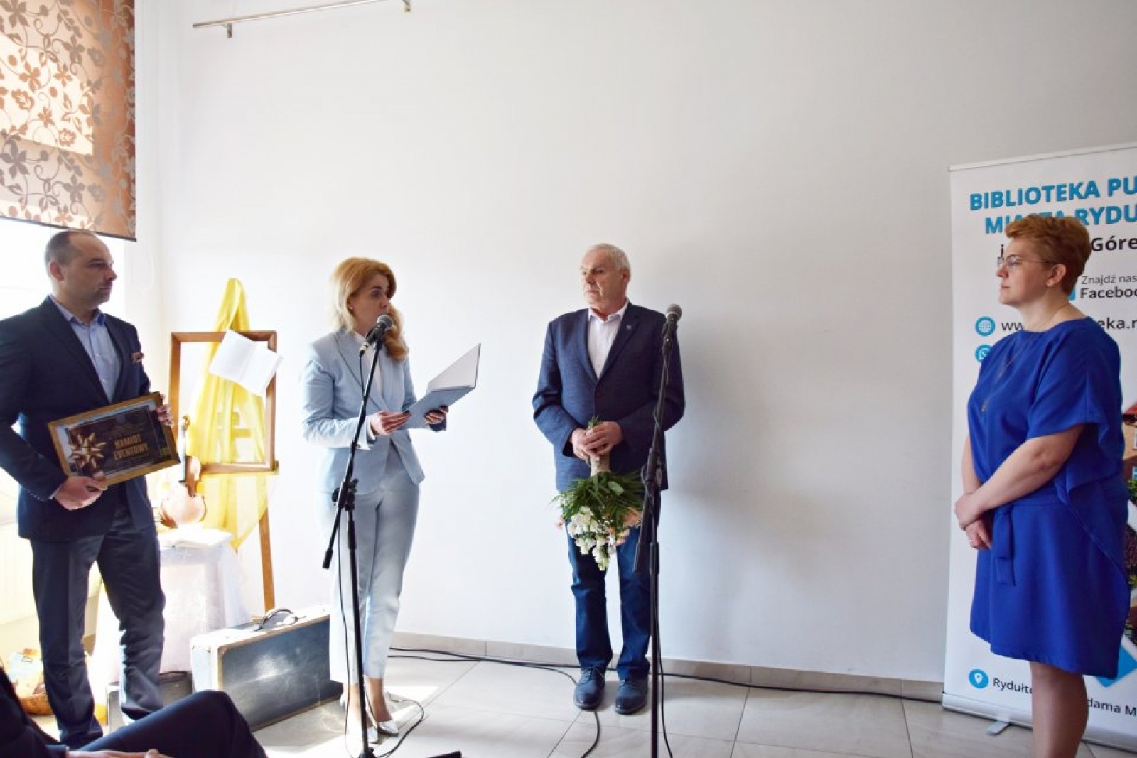 Zdjęcie w galerii na portalu naszwodzislaw.com: Rydułtowska książnica ma już 75 lat [FOTO] wiadomości z regionu