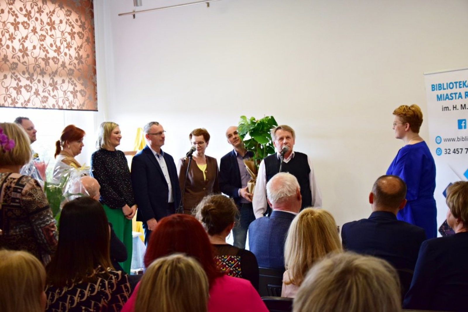 Zdjęcie w galerii na portalu naszwodzislaw.com: Rydułtowska książnica ma już 75 lat [FOTO] wiadomości z regionu