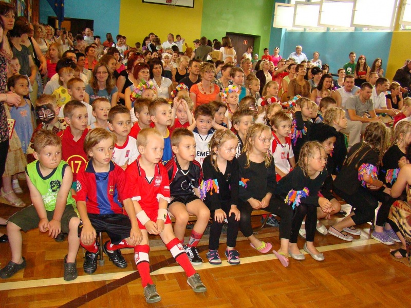 Zdjęcie w galerii na portalu naszwodzislaw.com: Piknik na pełnych obrotach wiadomości z regionu