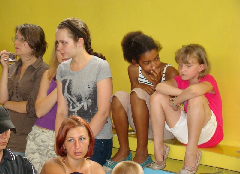 Zdjęcie w galerii na portalu naszwodzislaw.com: Piknik na pełnych obrotach wiadomości z regionu