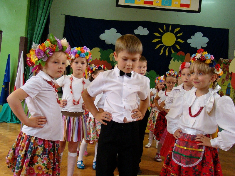 Zdjęcie w galerii na portalu naszwodzislaw.com: Piknik na pełnych obrotach wiadomości z regionu