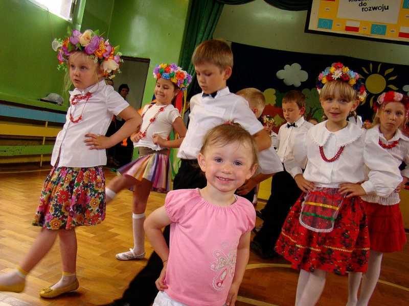 Zdjęcie w galerii na portalu naszwodzislaw.com: Piknik na pełnych obrotach wiadomości z regionu