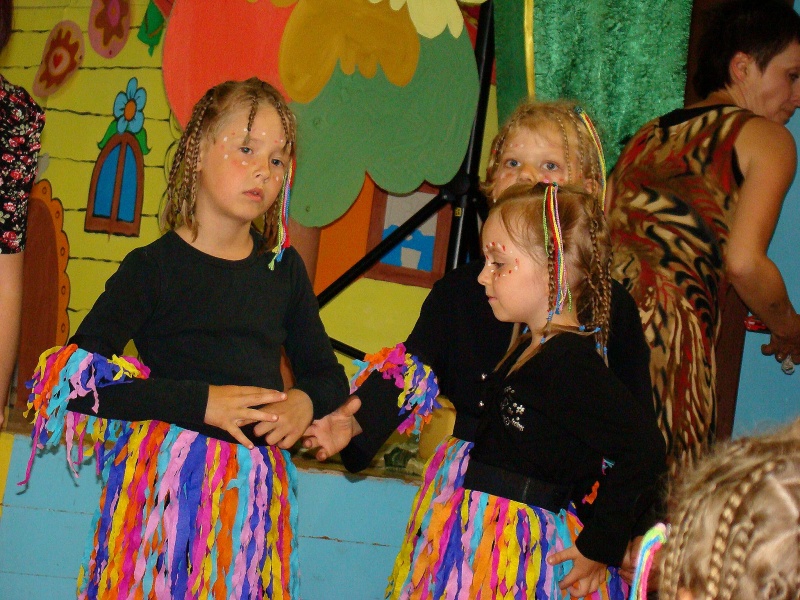 Zdjęcie w galerii na portalu naszwodzislaw.com: Piknik na pełnych obrotach wiadomości z regionu