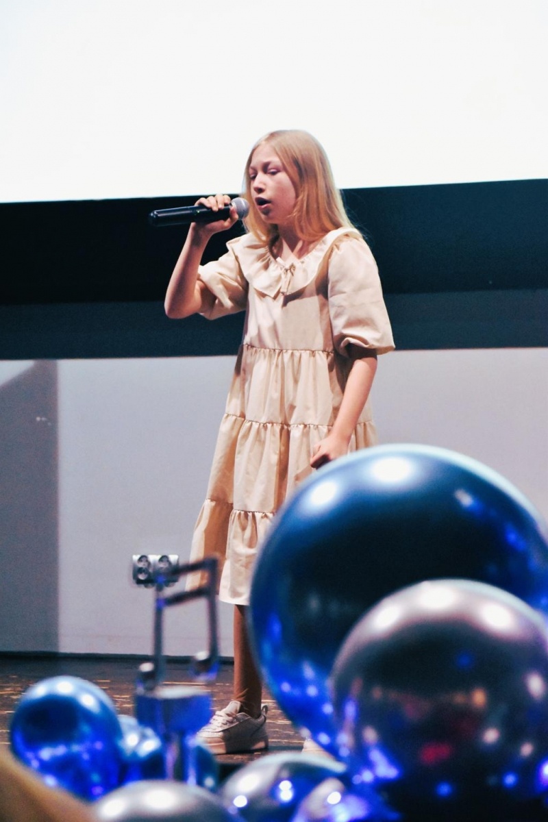 Zdjęcie w galerii na portalu naszwodzislaw.com: Konkurs Just Sing za nami. Poznajcie laureatów [FOTO] wiadomości z regionu