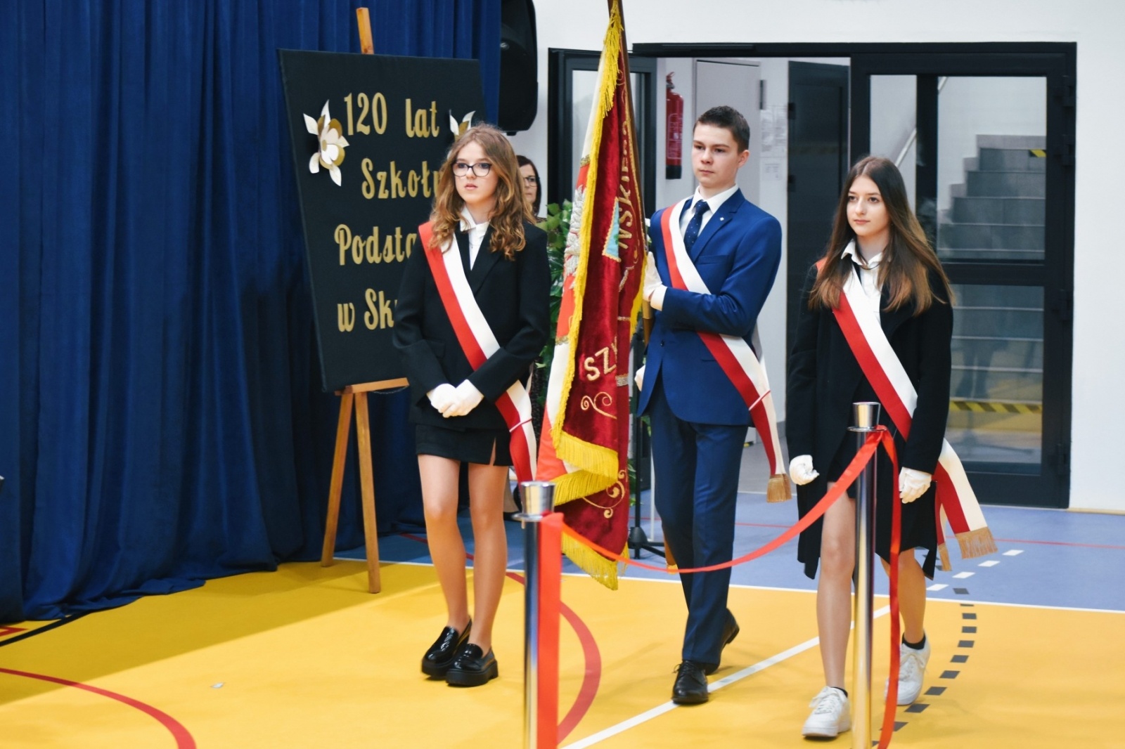 Zdjęcie w galerii na portalu naszwodzislaw.com: Sala gimnastyczna prezentem na 120 urodziny [FOTO] wiadomości z regionu