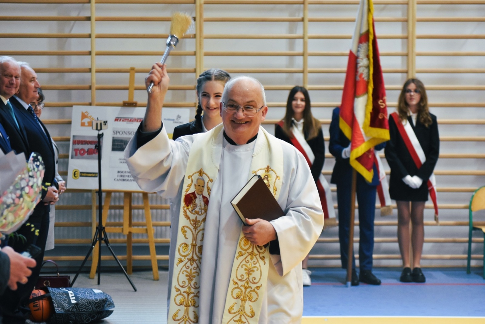 Zdjęcie w galerii na portalu naszwodzislaw.com: Sala gimnastyczna prezentem na 120 urodziny [FOTO] wiadomości z regionu