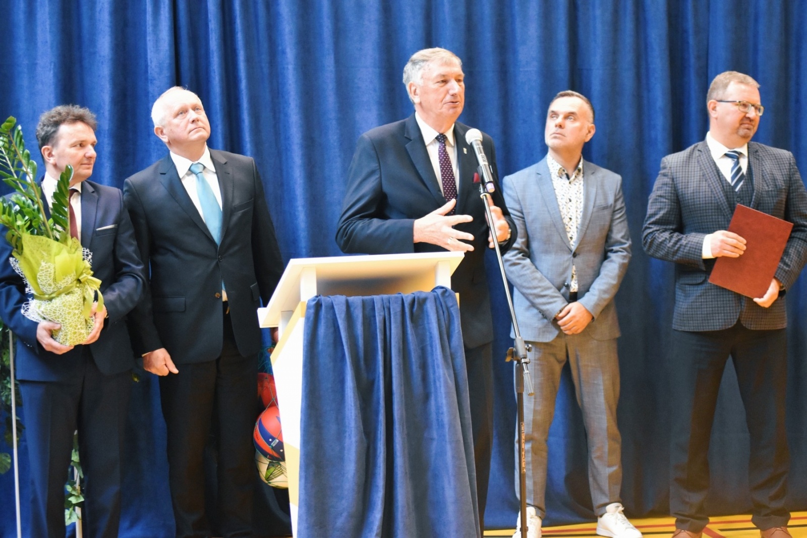 Zdjęcie w galerii na portalu naszwodzislaw.com: Sala gimnastyczna prezentem na 120 urodziny [FOTO] wiadomości z regionu