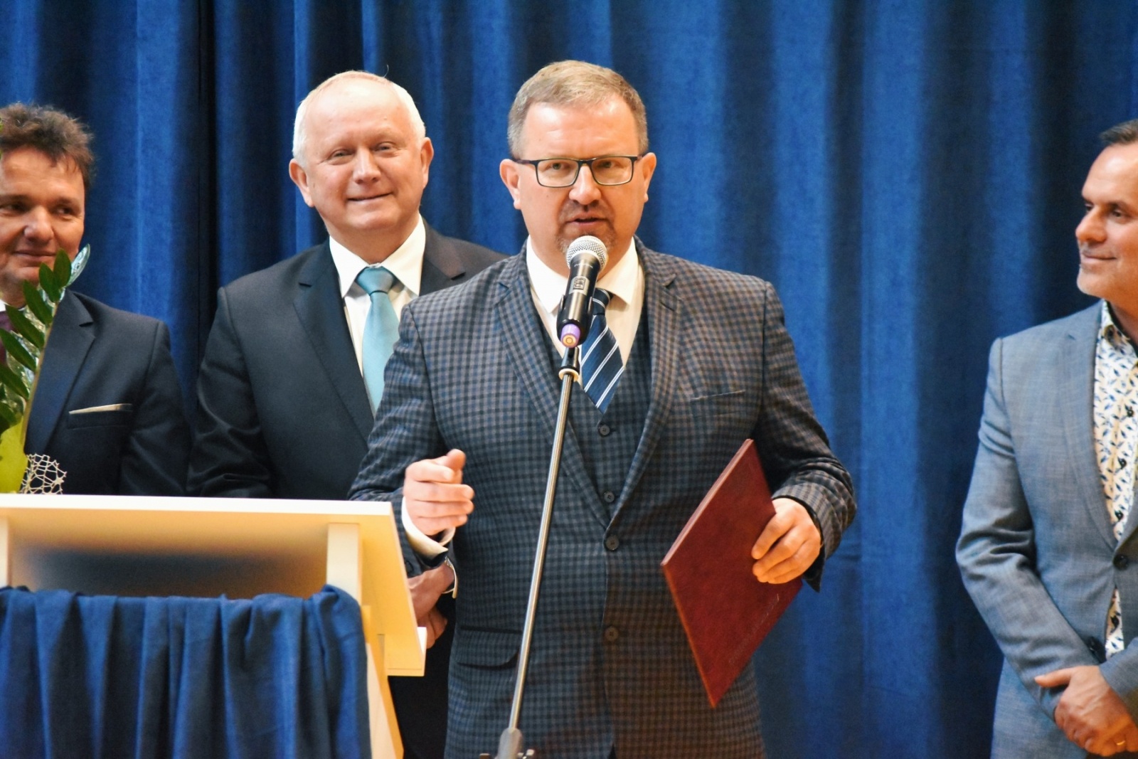 Zdjęcie w galerii na portalu naszwodzislaw.com: Sala gimnastyczna prezentem na 120 urodziny [FOTO] wiadomości z regionu