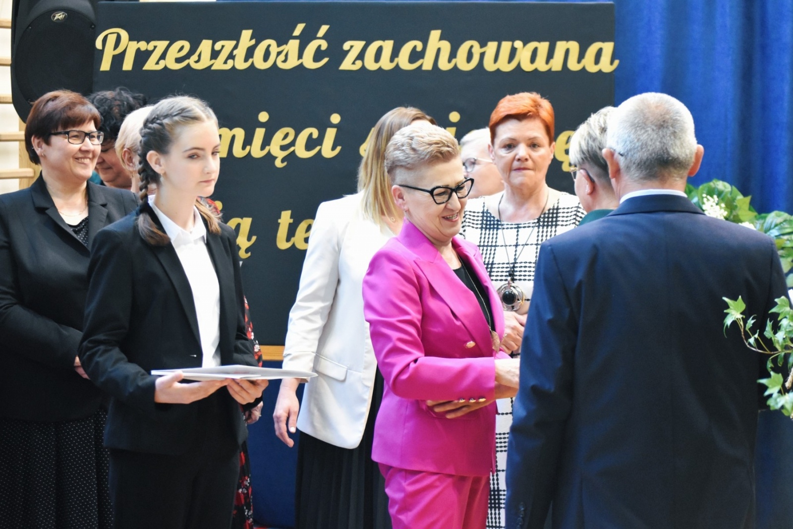 Zdjęcie w galerii na portalu naszwodzislaw.com: Sala gimnastyczna prezentem na 120 urodziny [FOTO] wiadomości z regionu