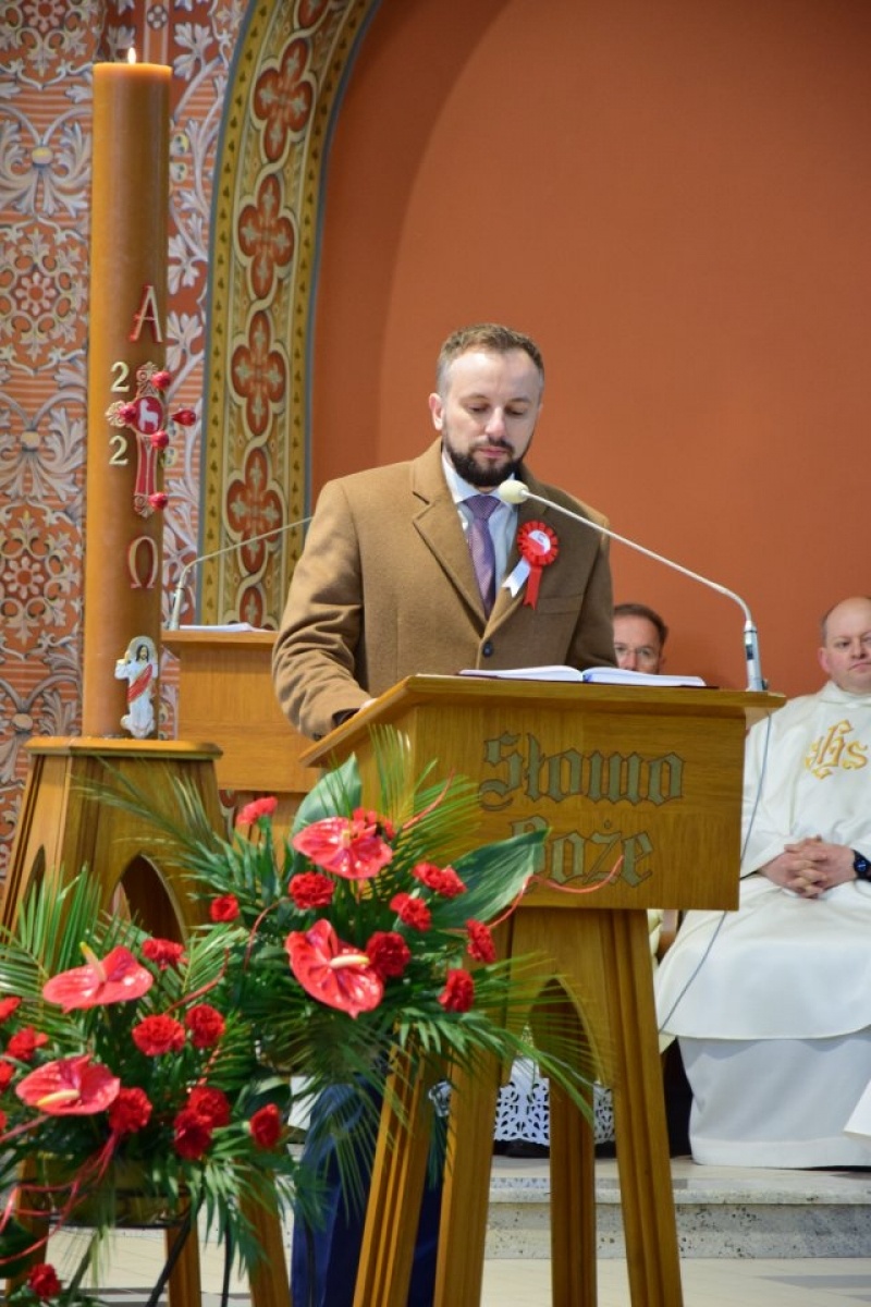 Zdjęcie w galerii na portalu naszwodzislaw.com: Uroczyste Obchody Majowe w Rydułtowach [FOTO] wiadomości z regionu