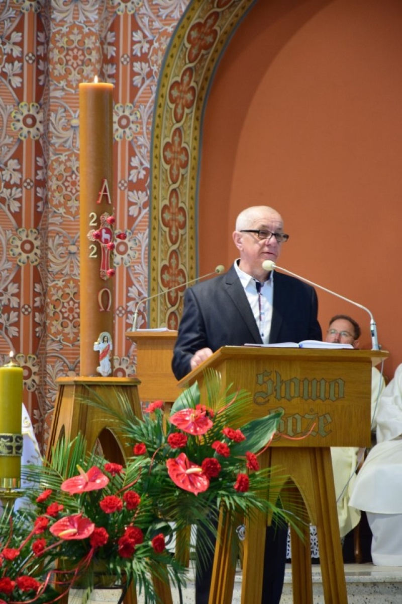 Zdjęcie w galerii na portalu naszwodzislaw.com: Uroczyste Obchody Majowe w Rydułtowach [FOTO] wiadomości z regionu