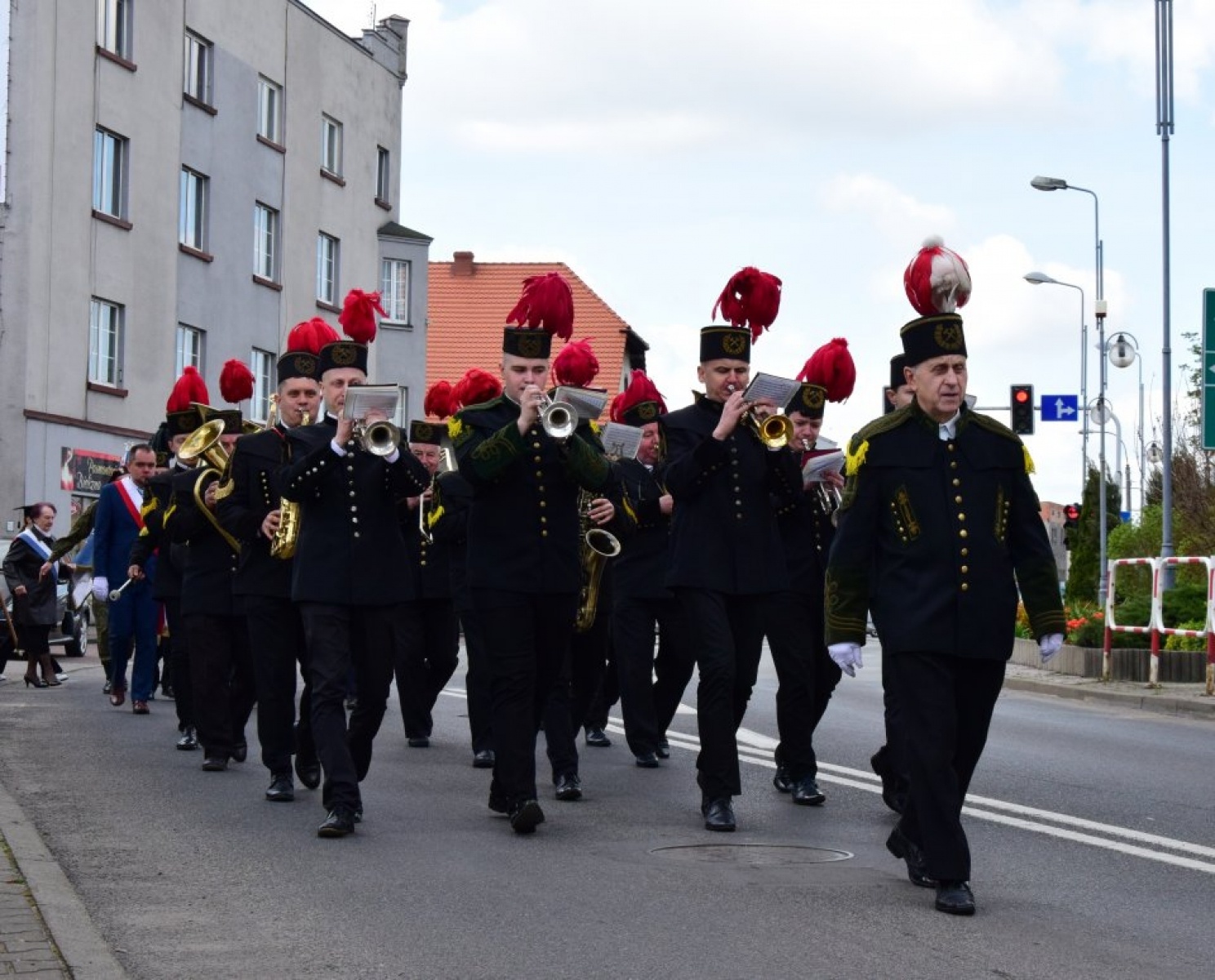 Zdjęcie w galerii na portalu naszwodzislaw.com: Uroczyste Obchody Majowe w Rydułtowach [FOTO] wiadomości z regionu