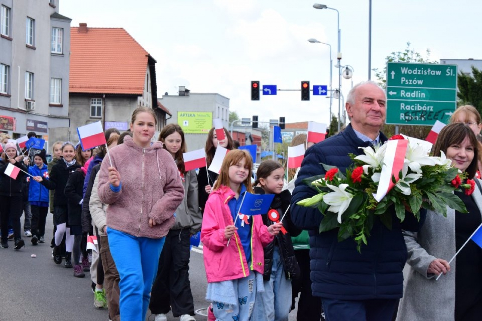 Zdjęcie w galerii na portalu naszwodzislaw.com: Uroczyste Obchody Majowe w Rydułtowach [FOTO] wiadomości z regionu