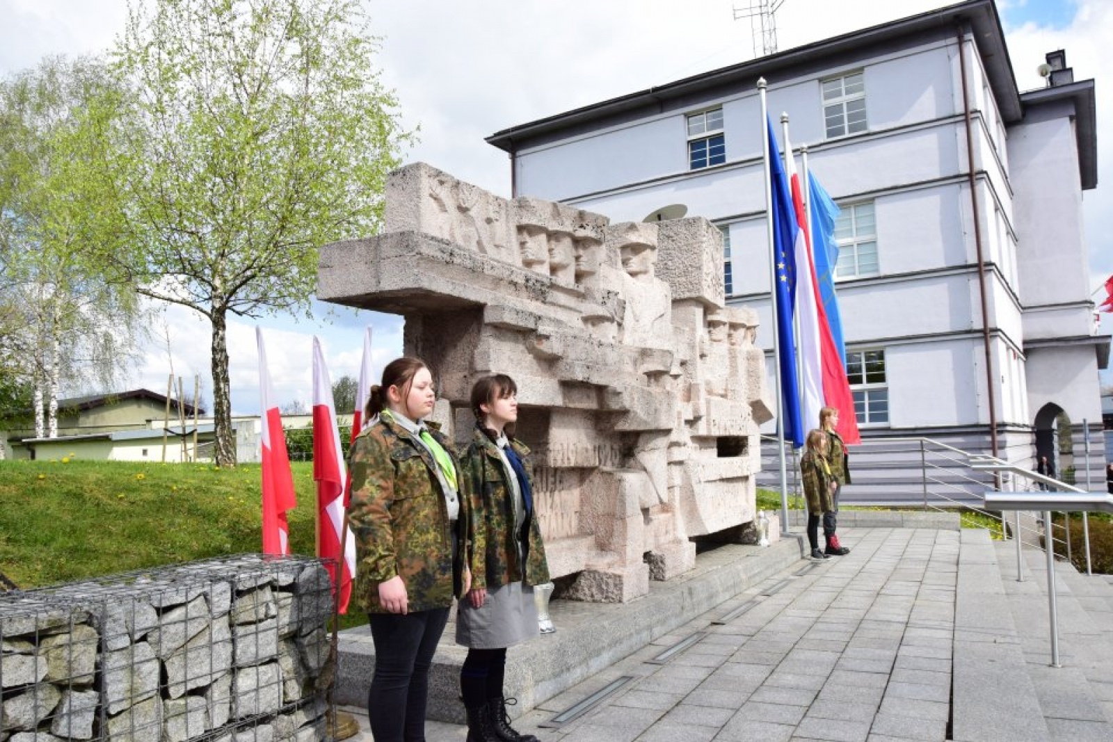 Zdjęcie w galerii na portalu naszwodzislaw.com: Uroczyste Obchody Majowe w Rydułtowach [FOTO] wiadomości z regionu