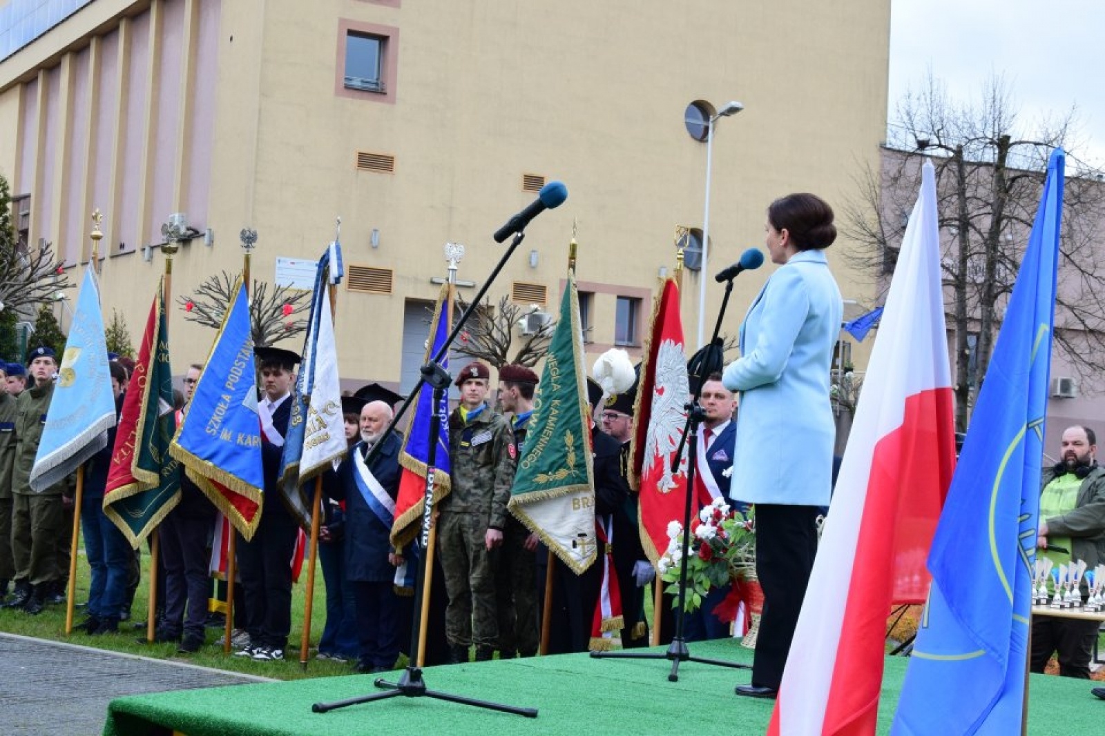 Zdjęcie w galerii na portalu naszwodzislaw.com: Uroczyste Obchody Majowe w Rydułtowach [FOTO] wiadomości z regionu