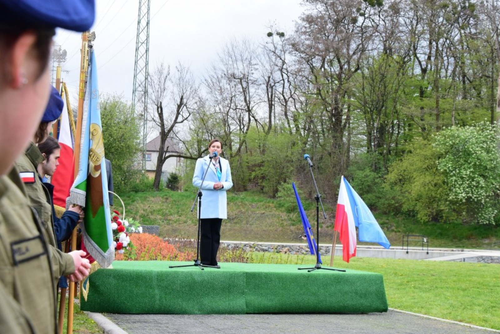 Zdjęcie w galerii na portalu naszwodzislaw.com: Uroczyste Obchody Majowe w Rydułtowach [FOTO] wiadomości z regionu