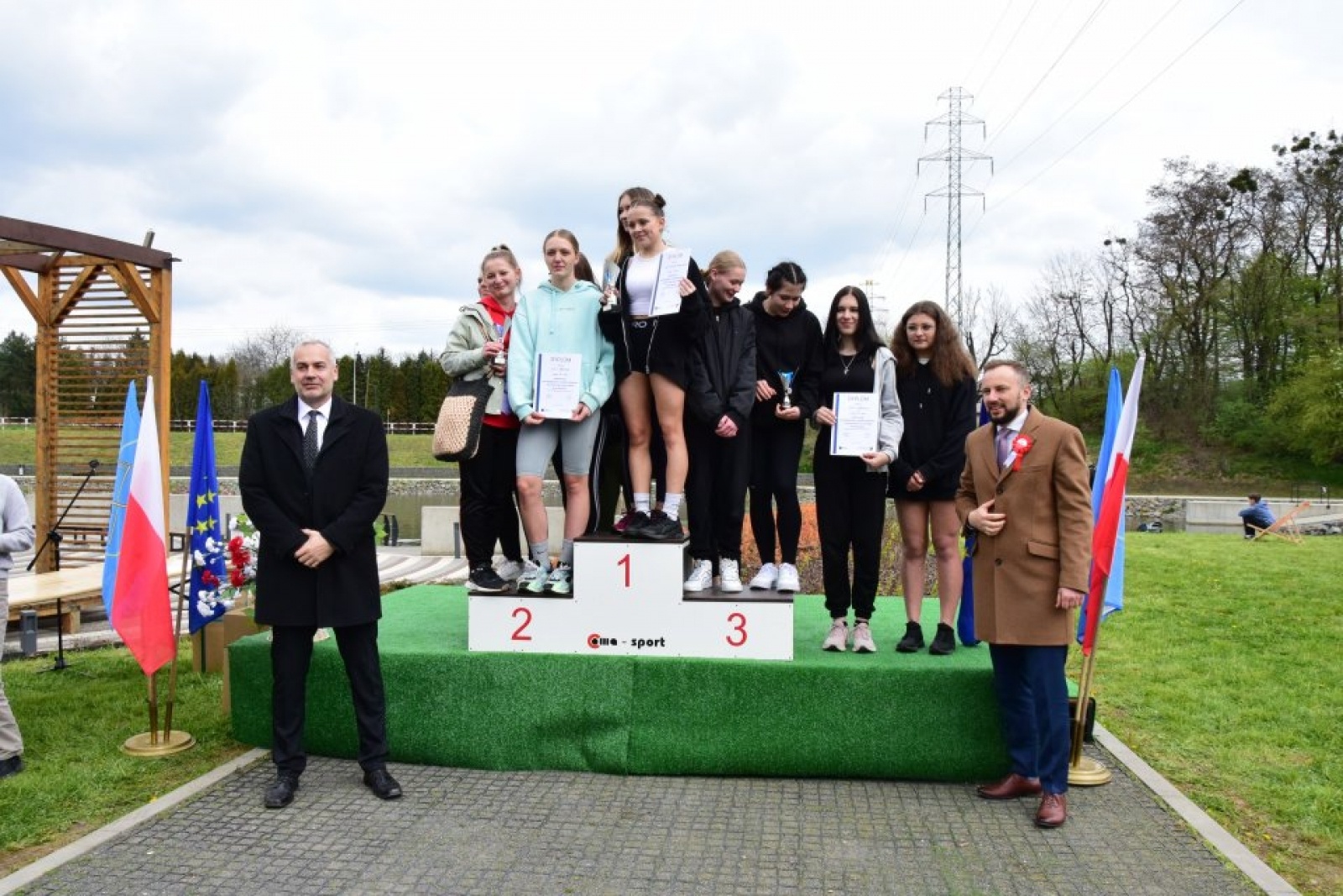 Zdjęcie w galerii na portalu naszwodzislaw.com: Uroczyste Obchody Majowe w Rydułtowach [FOTO] wiadomości z regionu