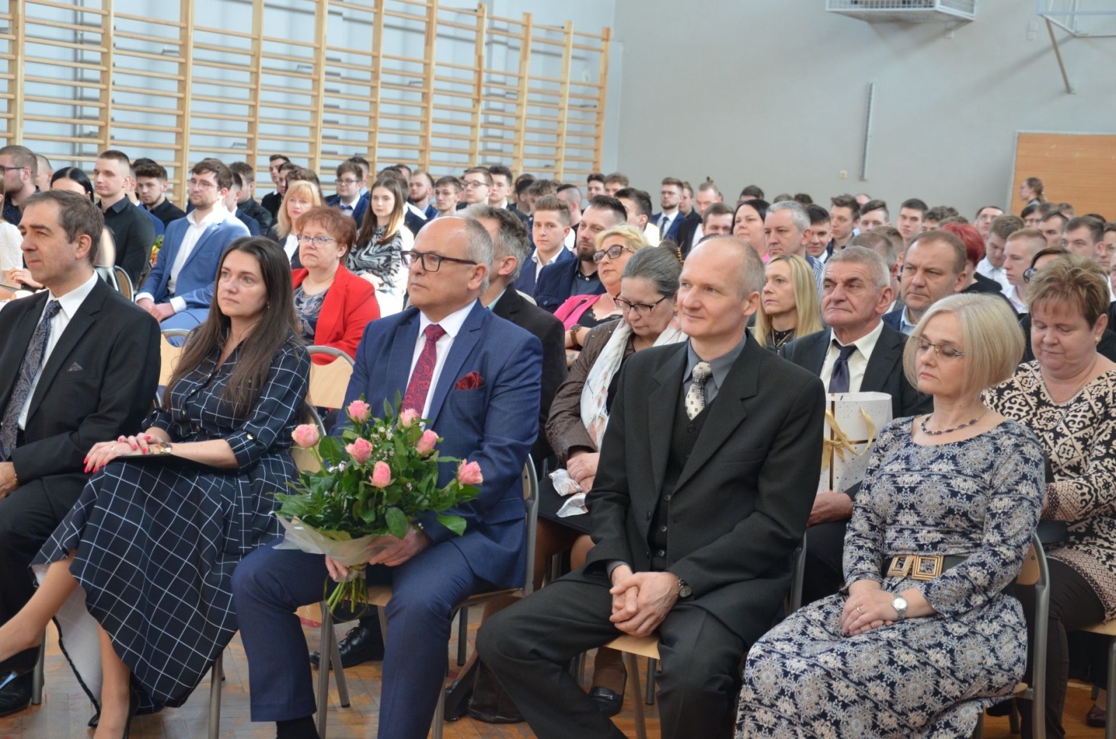 Zdjęcie w galerii na portalu naszwodzislaw.com: Wodzisławscy maturzyści odebrali świadectwa [FOTO] wiadomości z regionu