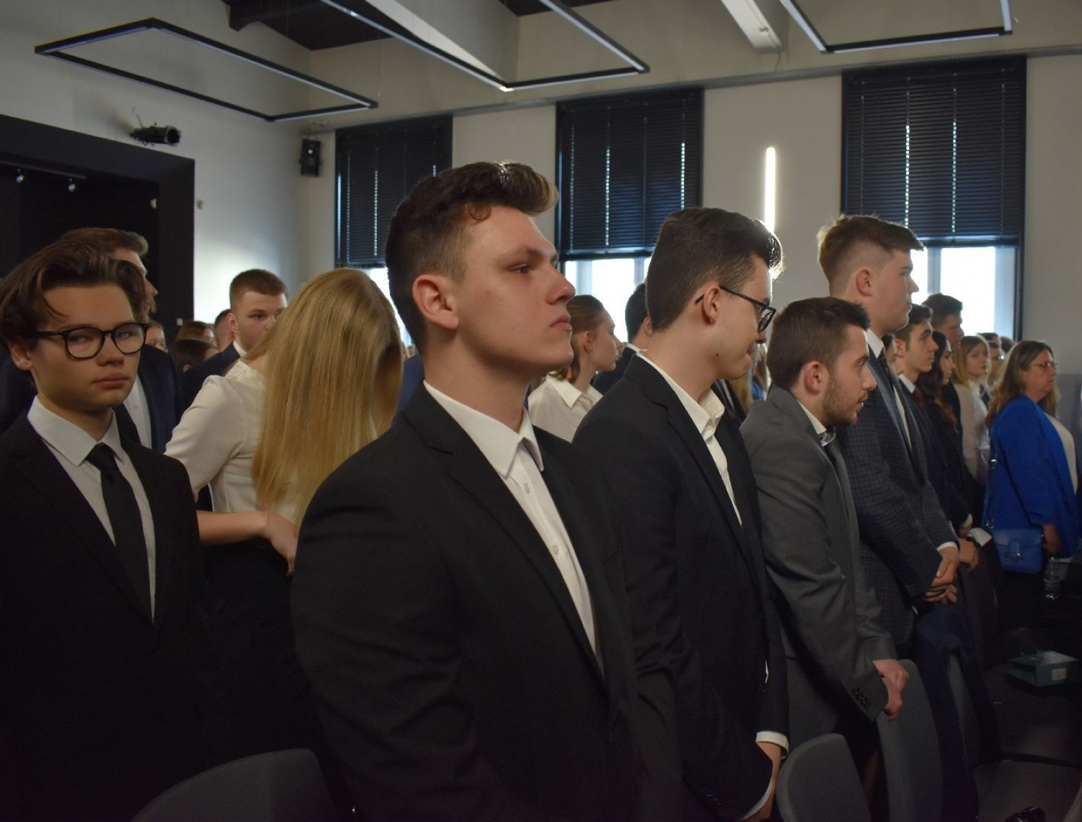 Zdjęcie w galerii na portalu naszwodzislaw.com: Wodzisławscy maturzyści odebrali świadectwa [FOTO] wiadomości z regionu