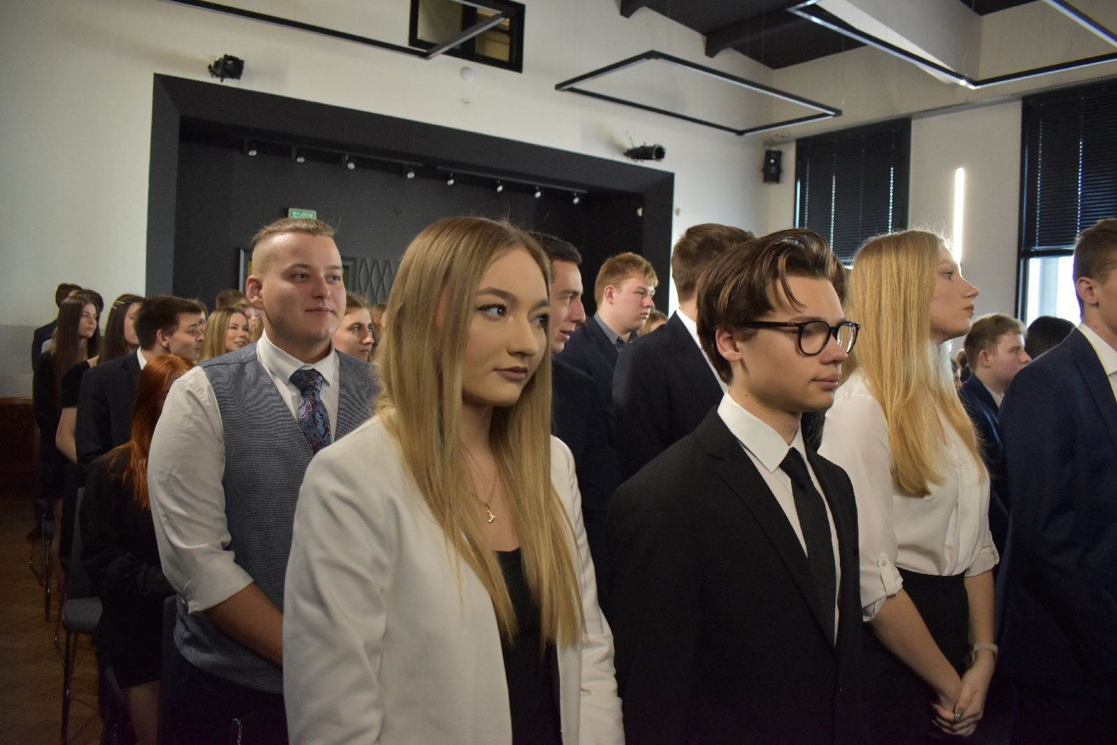 Zdjęcie w galerii na portalu naszwodzislaw.com: Wodzisławscy maturzyści odebrali świadectwa [FOTO] wiadomości z regionu