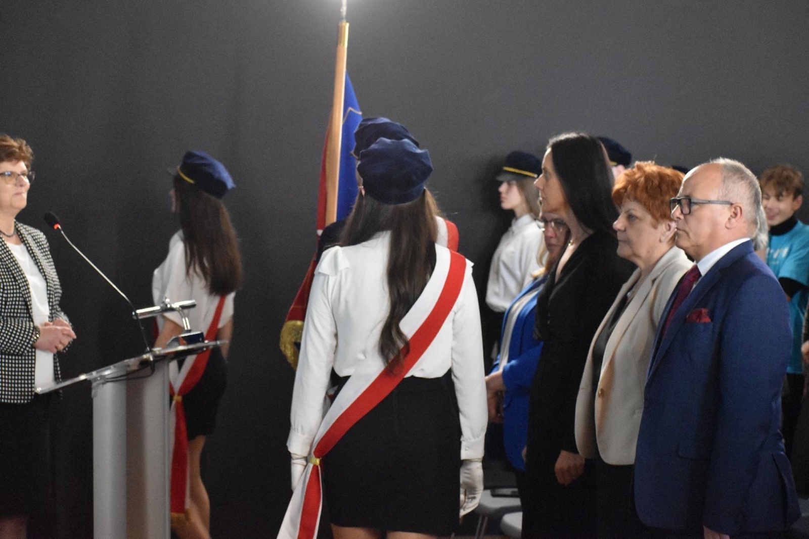 Zdjęcie w galerii na portalu naszwodzislaw.com: Wodzisławscy maturzyści odebrali świadectwa [FOTO] wiadomości z regionu