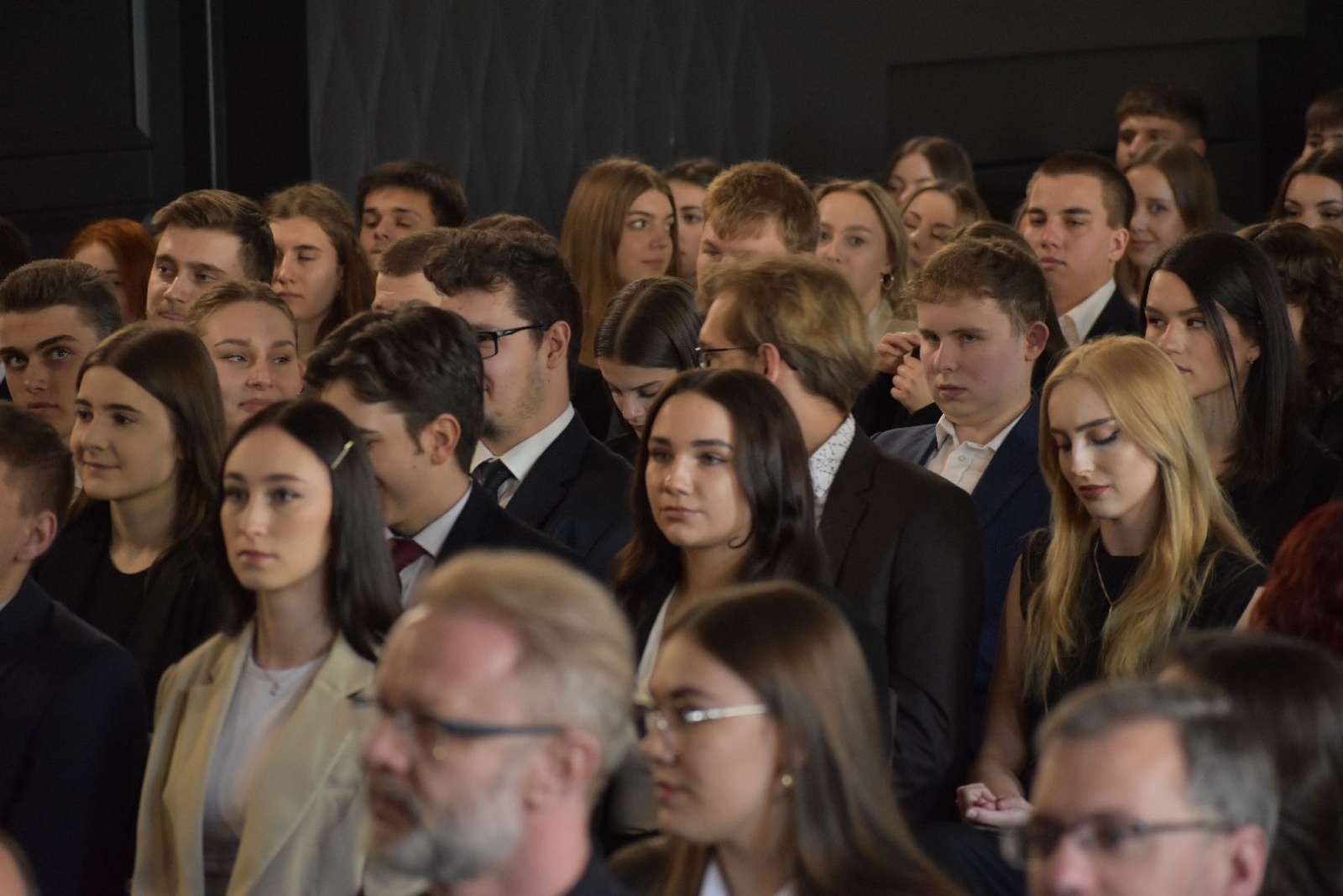 Zdjęcie w galerii na portalu naszwodzislaw.com: Wodzisławscy maturzyści odebrali świadectwa [FOTO] wiadomości z regionu
