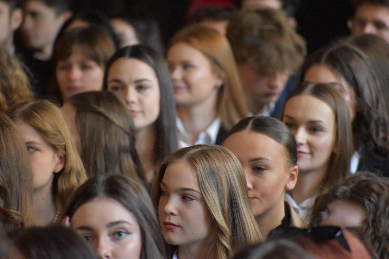 Zdjęcie w galerii na portalu naszwodzislaw.com: Wodzisławscy maturzyści odebrali świadectwa [FOTO] wiadomości z regionu