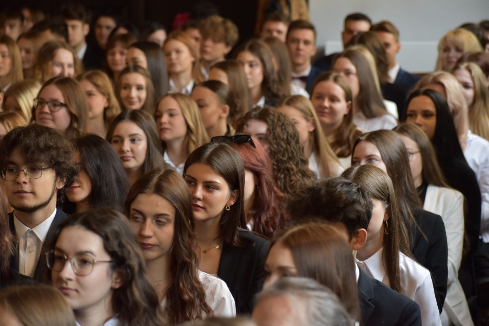 Zdjęcie w galerii na portalu naszwodzislaw.com: Wodzisławscy maturzyści odebrali świadectwa [FOTO] wiadomości z regionu
