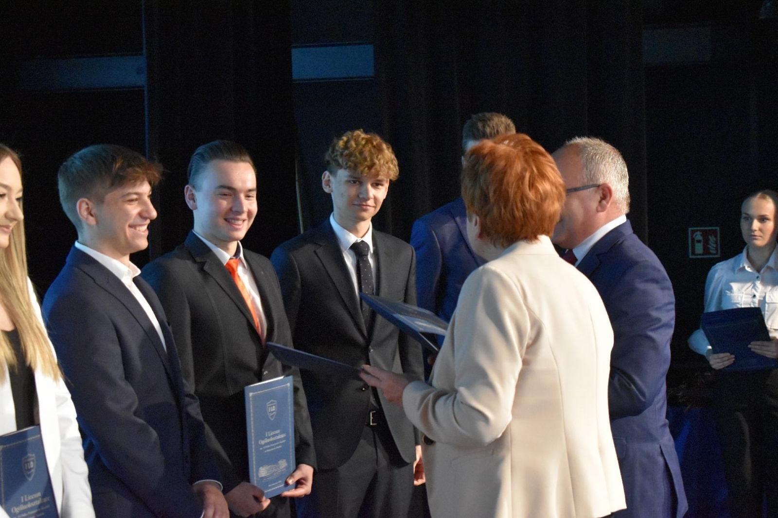 Zdjęcie w galerii na portalu naszwodzislaw.com: Wodzisławscy maturzyści odebrali świadectwa [FOTO] wiadomości z regionu