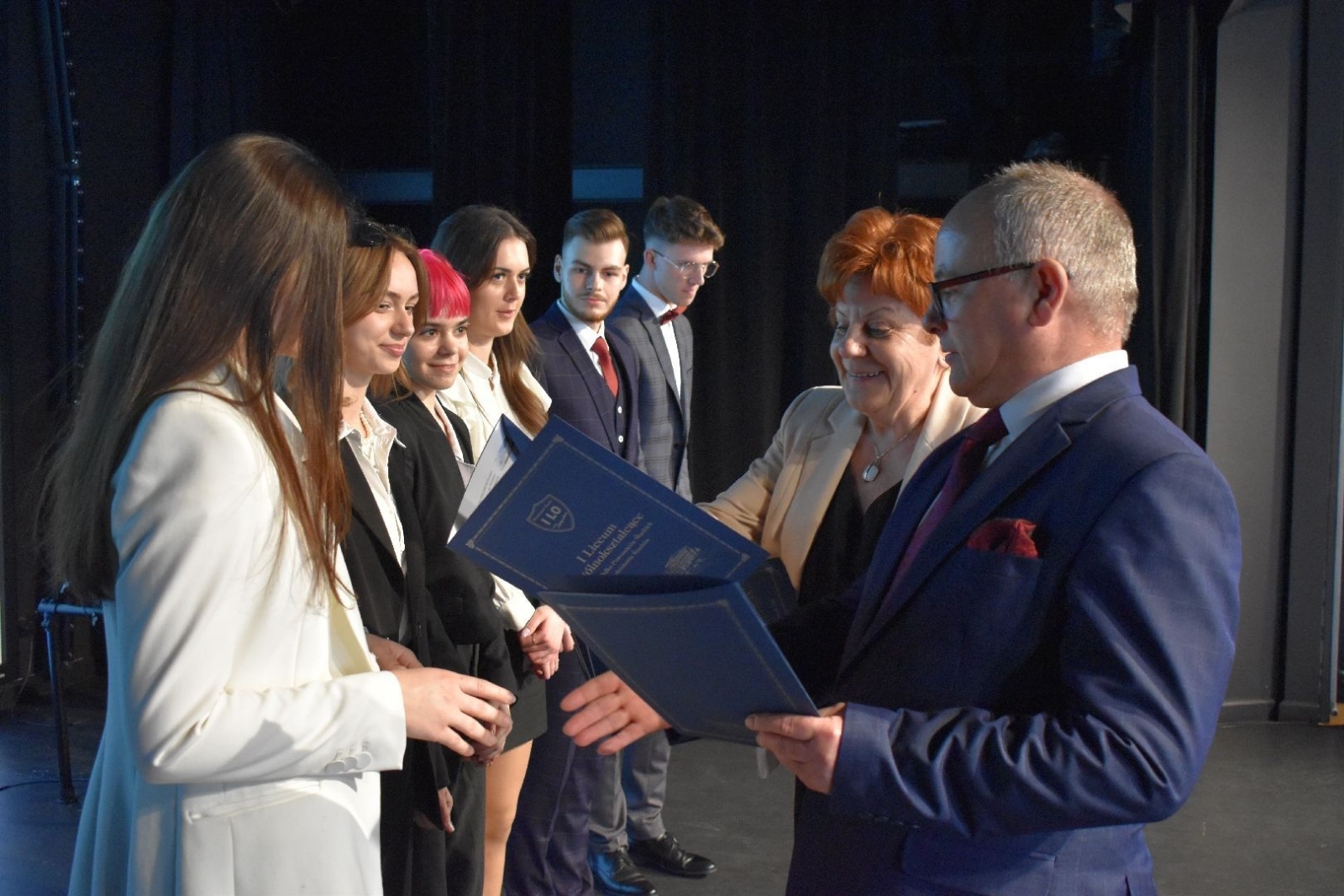 Zdjęcie w galerii na portalu naszwodzislaw.com: Wodzisławscy maturzyści odebrali świadectwa [FOTO] wiadomości z regionu