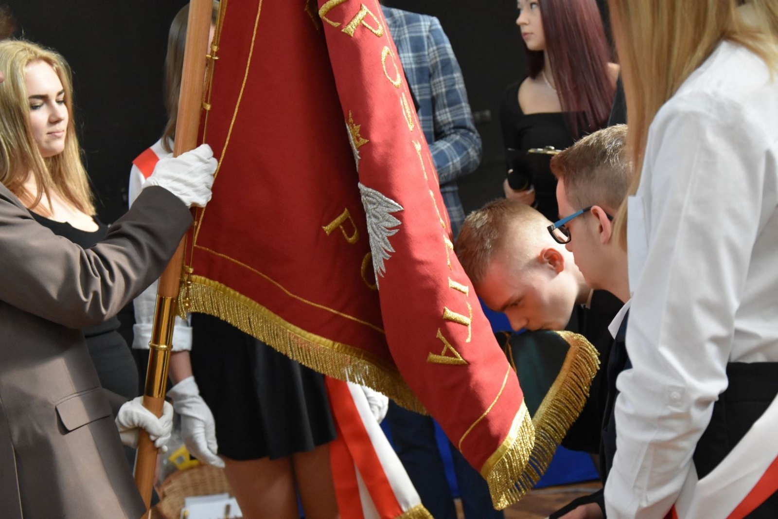 Zdjęcie w galerii na portalu naszwodzislaw.com: Wodzisławscy maturzyści odebrali świadectwa [FOTO] wiadomości z regionu